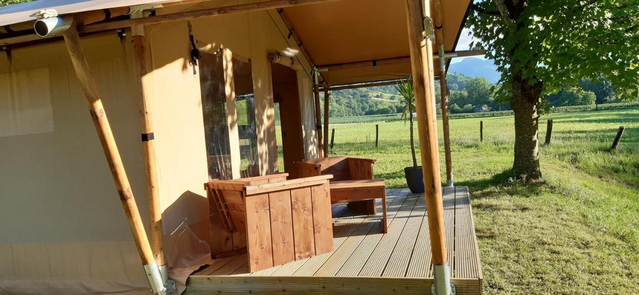Tente Safari Lodge Ferme Carrique Tardets-Sorholus Zewnętrze zdjęcie