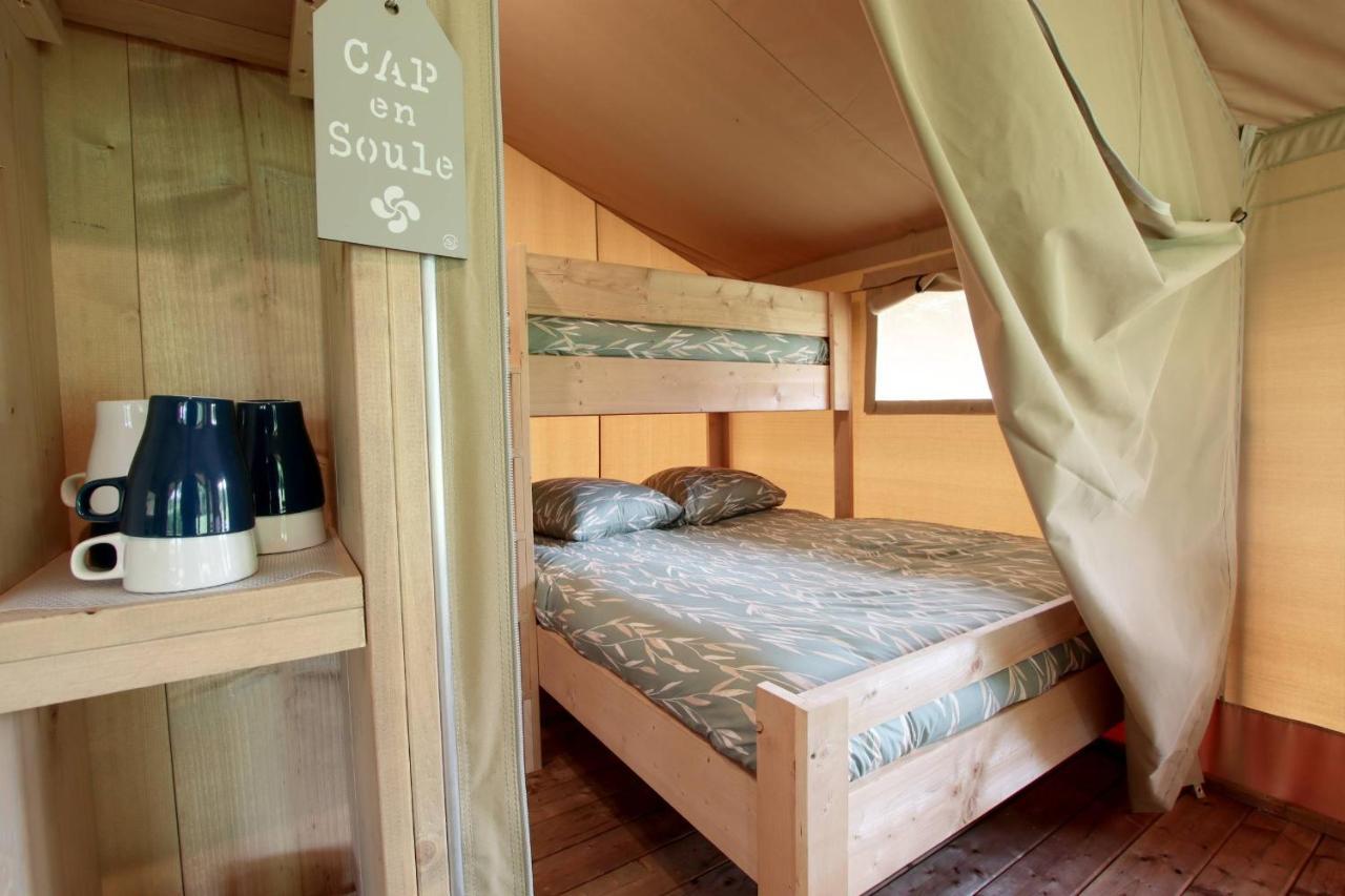 Tente Safari Lodge Ferme Carrique Tardets-Sorholus Zewnętrze zdjęcie